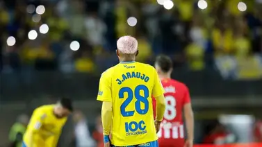 Barcelona aplica "Cláusula del Miedo" a jugador mexicano de Las Palmas y no podrá jugar Barcelona aplica "Cláusula del Miedo" a jugador mexicano de Las Palmas y no podrá jugar