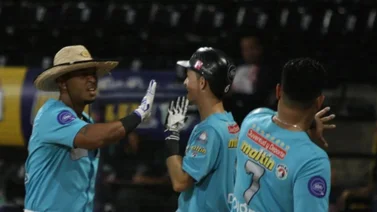 LVBP: ¡Qué bravo! Jonrón de Wilson Ramos liquida a Leones en el Universitario (Finalizado)