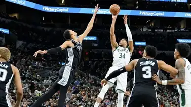 NBA: ¿Quién ganó? Así fue el épico enfrentamiento entre Giannis Antetokounmpo y Wembanyama (+Videos) NBA: ¿Quién ganó? Así fue el épico enfrentamiento entre Giannis Antetokounmpo y Wembanyama (+Videos)