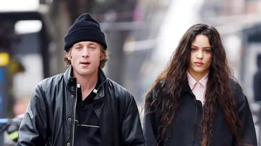 ¡Muchacha! Esta fue la reacción de Rosalía a las picantes fotos de Jeremy Allen White