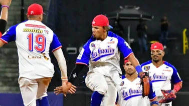 LVBP: ¡Se mantiene el invicto! Tiburones manda en el Universitario y derrota a Leones