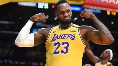 NBA: ¡Sigue siendo el Rey! LeBron James deja en ridículo a los Clippers con espectacular volcada (+Video) NBA: ¡Sigue siendo el Rey! LeBron James deja en ridículo a los Clippers con espectacular volcada (+Video)