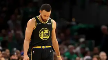 NBA: La agonía de Golden State Warriors y Stephen Curry comienza a preocupar a los fanáticos NBA: La agonía de Golden State Warriors y Stephen Curry comienza a preocupar a los fanáticos