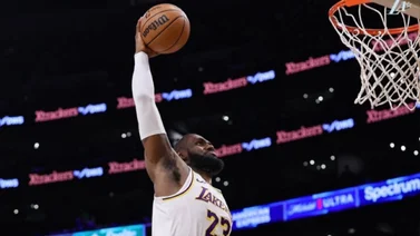 NBA: ¡Quedó impresionado! Mira lo que dice esta leyenda sobre la espectacular volcada de LeBron James