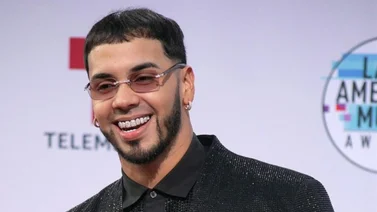 Anuel le pide disculpa al hijo de Molusco por mencionarle en tiradera con Arcángel 