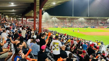 LBPRC: Criollos de Caguas arrolló a Gigantes de Carolina y empata la gran final de la pelota puertorriqueña