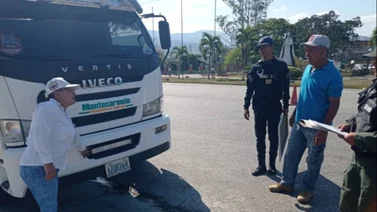 Papeles en regla: Impondrá esta mega multa a quienes tengan este accesorio en su carro