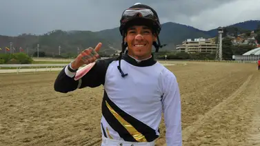 Mira el tiempo que tenía Rafael Solano sin ganar una carrera en La Rinconada Mira el tiempo que tenía Rafael Solano sin ganar una carrera en La Rinconada