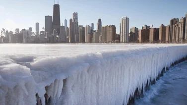 Frío ártico cubre el 79% de Estados Unidos y el sur se prepara para el hielo y la nieve