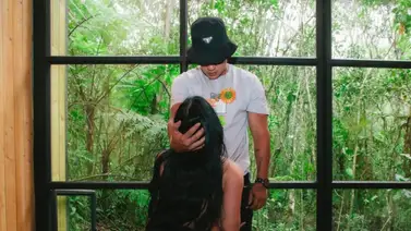 ¡Qué rico el helado! Sigicash le comió el dulce a Diosa Canales ¡Qué rico el helado! Sigicash le comió el dulce a Diosa Canales