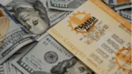 ¿Por qué este ganador de la lotería se llevó menos de la mitad del premio?