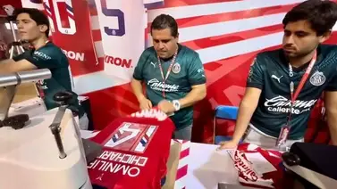 Liga MX: "Chicharito" dispara ventas de jerseys ante posible llegada a las Chivas Liga MX: "Chicharito" dispara ventas de jerseys ante posible llegada a las Chivas