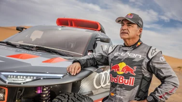 ¡Matador histórico! Carlos Sainz se convierte en tetracampeón en el Rally Dakar