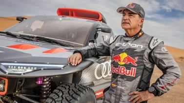 ¡Matador histórico! Carlos Sainz se convierte en tetracampeón en el Rally Dakar