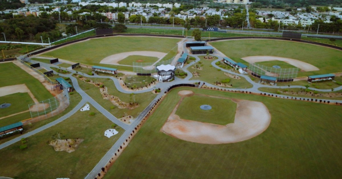 MLB Milwaukee Brewers inaugura nueva academia de Beisbol en República