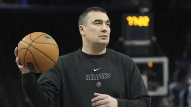 NBA: Golden State Warriors rindió homenaje al entrenador recién fallecido (+Video)