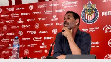 Liga MX: ¿Fichaje bomba? Fernando Hierro presentó al mundo su 'verdadero' refuerzo para Chivas (+Video) Liga MX: ¿Fichaje bomba? Fernando Hierro presentó al mundo su 'verdadero' refuerzo para Chivas (+Video)