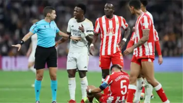 LaLiga: Publican los audios del VAR en el polémico gol de Vinicius ante el Almería (+Video) LaLiga: Publican los audios del VAR en el polémico gol de Vinicius ante el Almería (+Video)