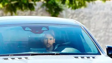 La increíble reacción de Messi con un fanático que se cruzó en un semáforo (+Video) La increíble reacción de Messi con un fanático que se cruzó en un semáforo (+Video)