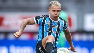 ¡De no creer! Mira la talla de camisa que usa Yeferson Soteldo con el Gremio (+Detalles) ¡De no creer! Mira la talla de camisa que usa Yeferson Soteldo con el Gremio (+Detalles)