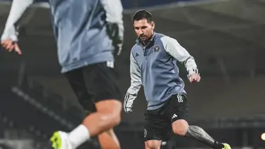 Lionel Messi se prepara en Arabia Saudita para medirse a Cristiano Ronaldo (+Video) Lionel Messi se prepara en Arabia Saudita para medirse a Cristiano Ronaldo (+Video)