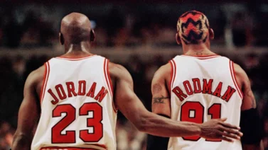NBA: ¡Emotivo! Así fue el bonito reencuentro entre Michael Jordan y Dennis Rodman