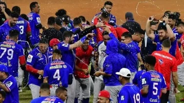 LVBP: ¡Celebración total! Así recibieron a Tiburones de la Guaira en su regreso a casa (+Video)