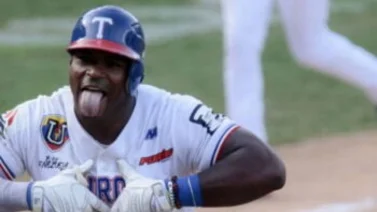 LVBP: ¡Sigue la fiesta! Así continuó Yasiel Puig la celebración del título con Tiburones (+Video)