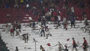 ¡Violencia en Paraguay! El caos se apoderó de este partido del fútbol paraguayo (+Video) ¡Violencia en Paraguay! El caos se apoderó de este partido del fútbol paraguayo (+Video)