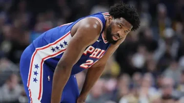 NBA: ¡Terror en Philadelphia! Joel Embiid sale gravemente lesionado y pone en peligro su candidatura al MVP