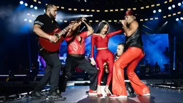 Integrante de Aventura se le va la mano con Yailin 'La Más Viral' Integrante de Aventura se le va la mano con Yailin 'La Más Viral'