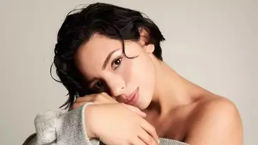 Queman piñata de Ángela Aguilar en México Queman piñata de Ángela Aguilar en México