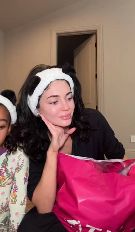 Kylie Jenner inicia el 2025 con rumores de embarazo 