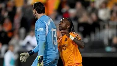 Vinícius Jr. es expulsado del partido contra Valencia por agresión (+Video) Vinícius Jr. es expulsado del partido contra Valencia por agresión (+Video)