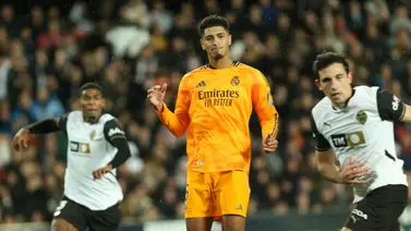 Real Madrid TV criticó duramente la actuación arbitral tras duelo contra Valencia Real Madrid TV criticó duramente la actuación arbitral tras duelo contra Valencia