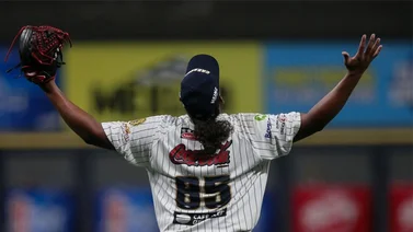 LIDOM: Este relevista de Leones debuta con bastante dominio el Dominicana (+video)