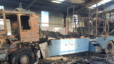 Una yegua muerta y  un caballo herido tras un incendio provocado en un Stud
