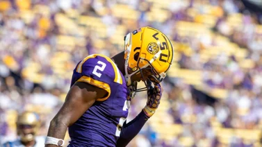 Policía busca a estrella de fútbol americano de LSU por cargos de homicidio (+Detalle)