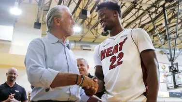 NBA: Jimmy Buttler y su "indirecta" a Pat Riley: "Los jefes no te destruyen" (+Video) NBA: Jimmy Buttler y su "indirecta" a Pat Riley: "Los jefes no te destruyen" (+Video)