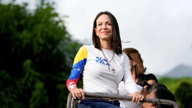 ¿Qué marca es la cartera azul de María Corina Machado? (+Precio)