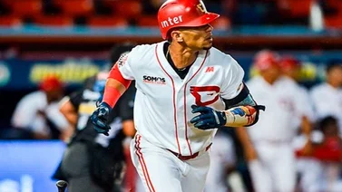 LVBP: Gorkys Hernández supera a esta leyenda del Magallanes a punta de tablazos (+video)