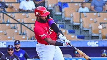 LIDOM: Leones del Escogido se pone por encima de Licey en pitcheo y bateo 
