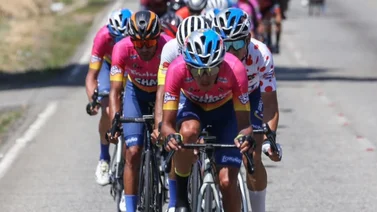 Ciclistas sufren terrible accidente en la tercera etapa de la Vuelta al Táchira 2025 (+Video)