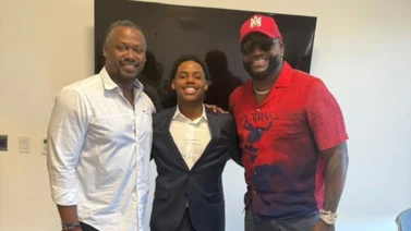 MLB: Rangers de Texas oficializan la firma del hijo de esta estrella (+Info)