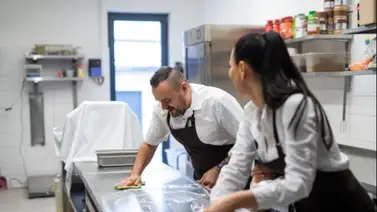 EEUU | Cadena de comida rápida ofrece trabajo con salario de $23 la hora EEUU | Cadena de comida rápida ofrece trabajo con salario de $23 la hora