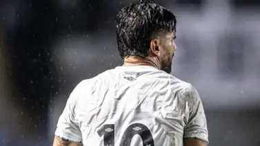 Tomás Rincón defiende el número 10 de Pelé en el Santos (+Video) Tomás Rincón defiende el número 10 de Pelé en el Santos (+Video)