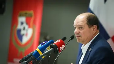 FIFA suspende al presidente de la Federación Panameña por comentario contra jugadora FIFA suspende al presidente de la Federación Panameña por comentario contra jugadora