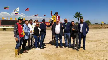 Paprika se queda con la primera selectiva del 2025 en Valencia Paprika se queda con la primera selectiva del 2025 en Valencia