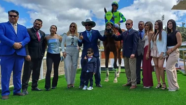 Nieto de Curlin gana la primera carrera y selectiva del 2025 en La Rinconada