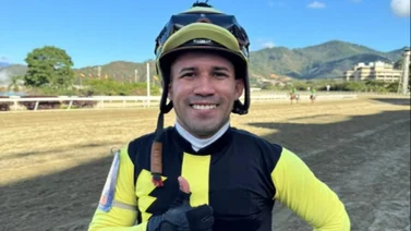 Así arrancó el primer meeting de jinete en La Rinconada